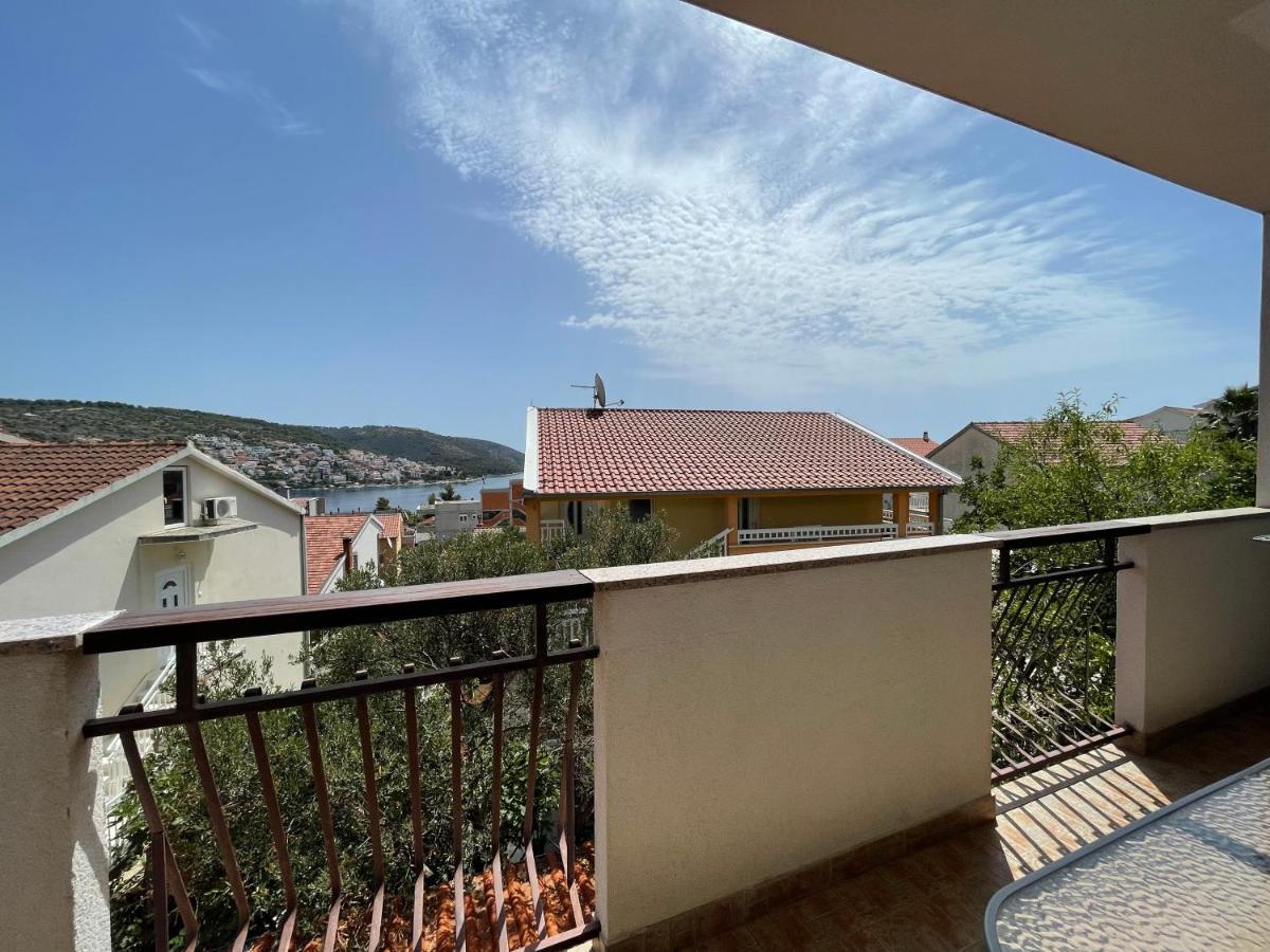 Holiday House Jakasa Trogir Kültér fotó